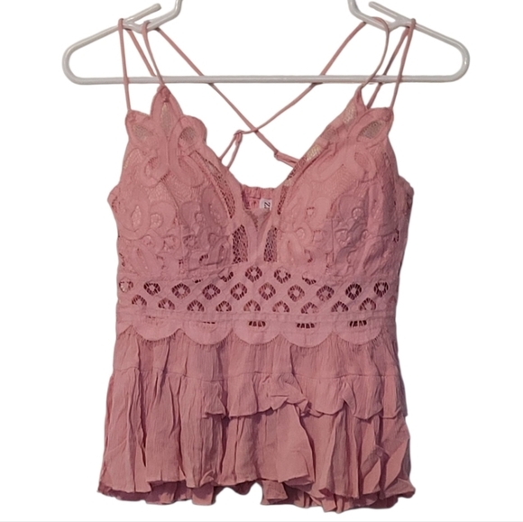 Zenana Outfitters Lace Pink Halter Crisscross Cropped Camisole - Picture 1 of 10